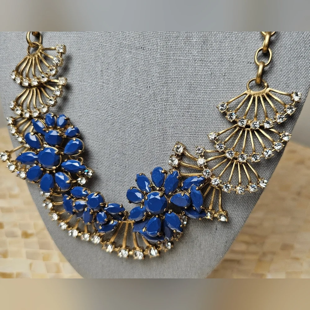 [J. CREW] Vintage Gold Tone Blue Stones Fan Crysral Gemstones Statement Necklace